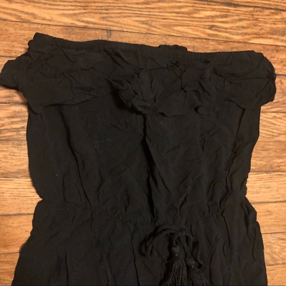 Black Lace Frill Strapless Romper - Picture 4 of 6